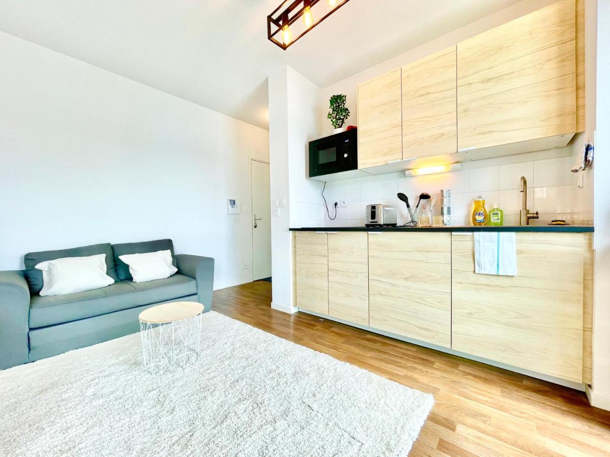 Saint Nazaire - White Lion - Centre Ville - Au Calme - Parking Privatif Aerien - Internet Haut Debit Fibre Exterior photo